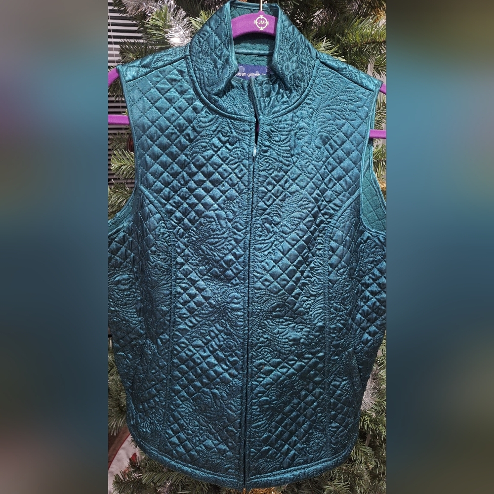 Susan Graver Quilted Vests Emerald/Teal Color